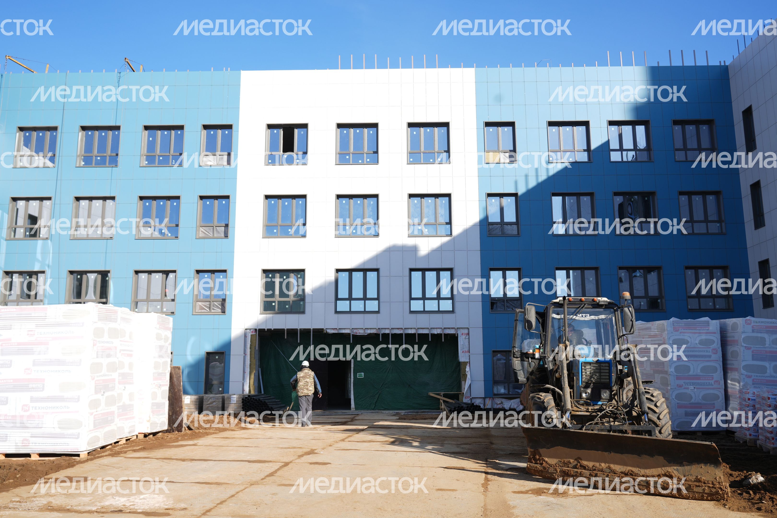 Строительство школы на 1100 мест в ЖК "Новые Островцы"