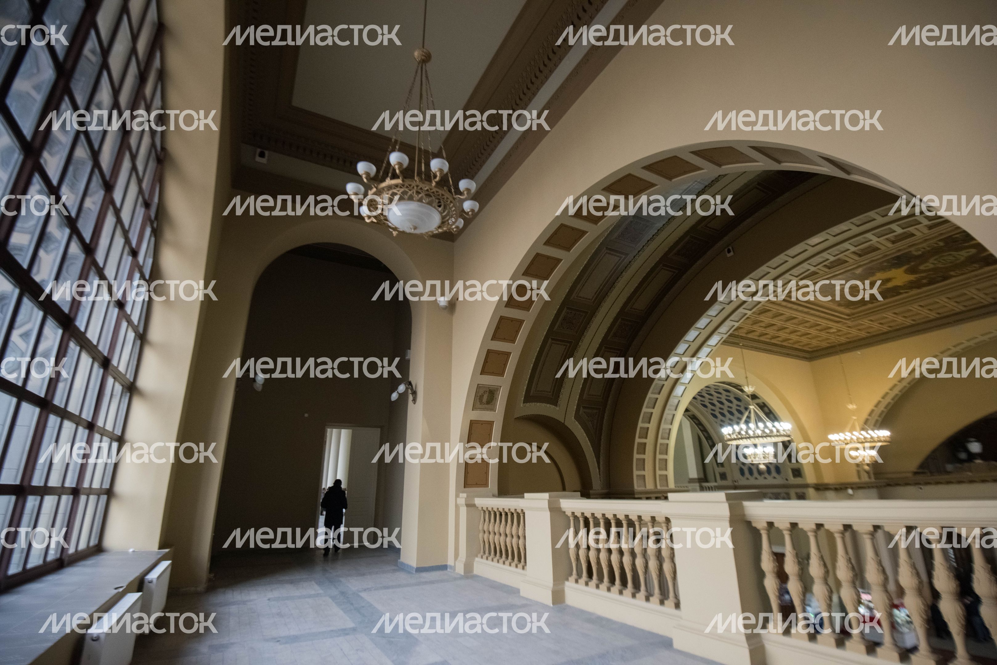 Киевский вокзал: дебаркадер Шухова и закрытая смотровая Москвы