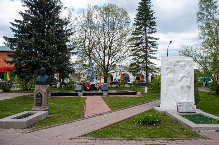 Весенние виды города Верея