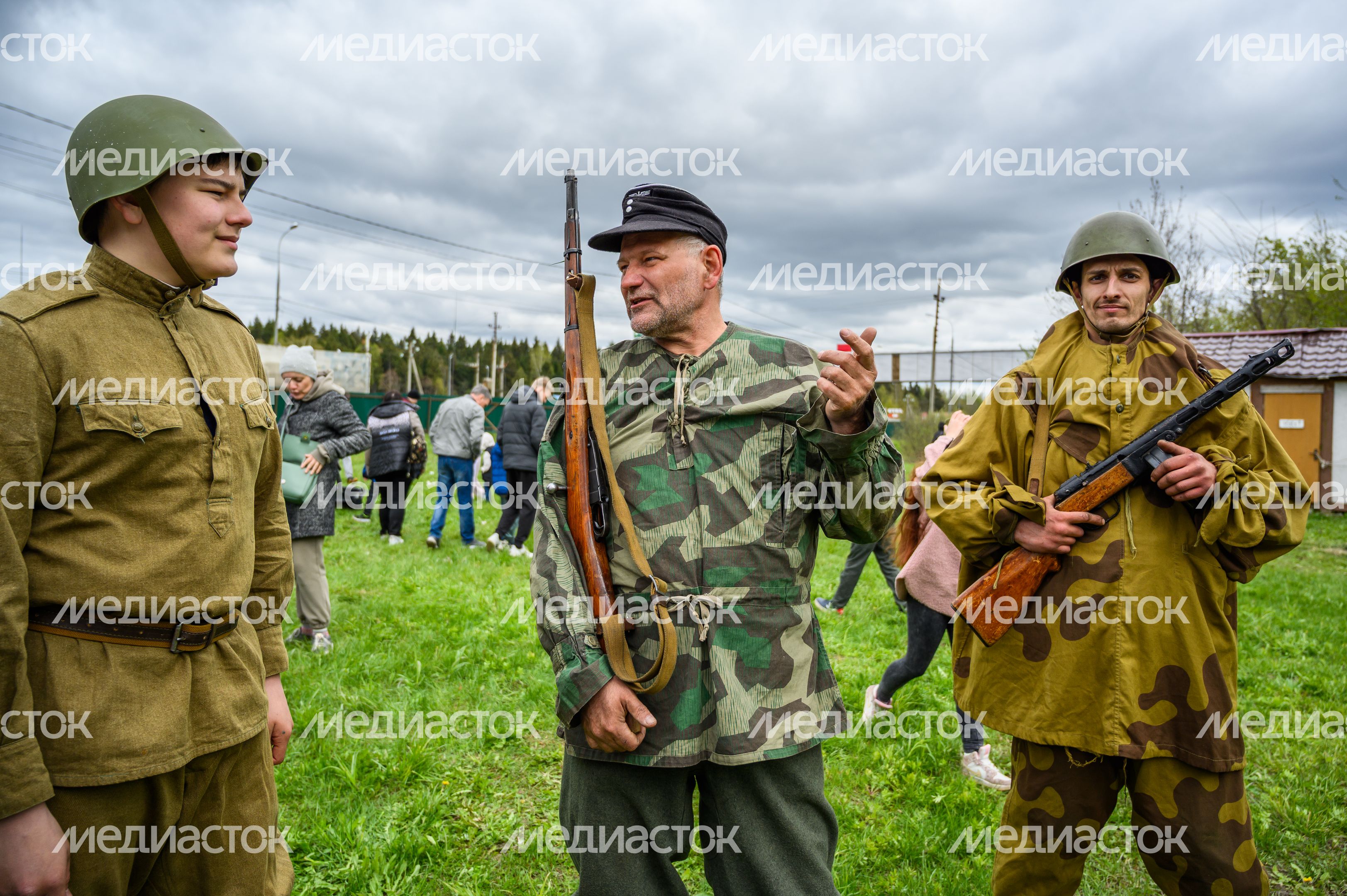 Военно-историческая реконструкция событий мая 1945 года в музее истории танка Т-34 в Мытищах Военно-историческая реконструкция событий мая 1945 года в музее истории танка Т-34 в Мытищах