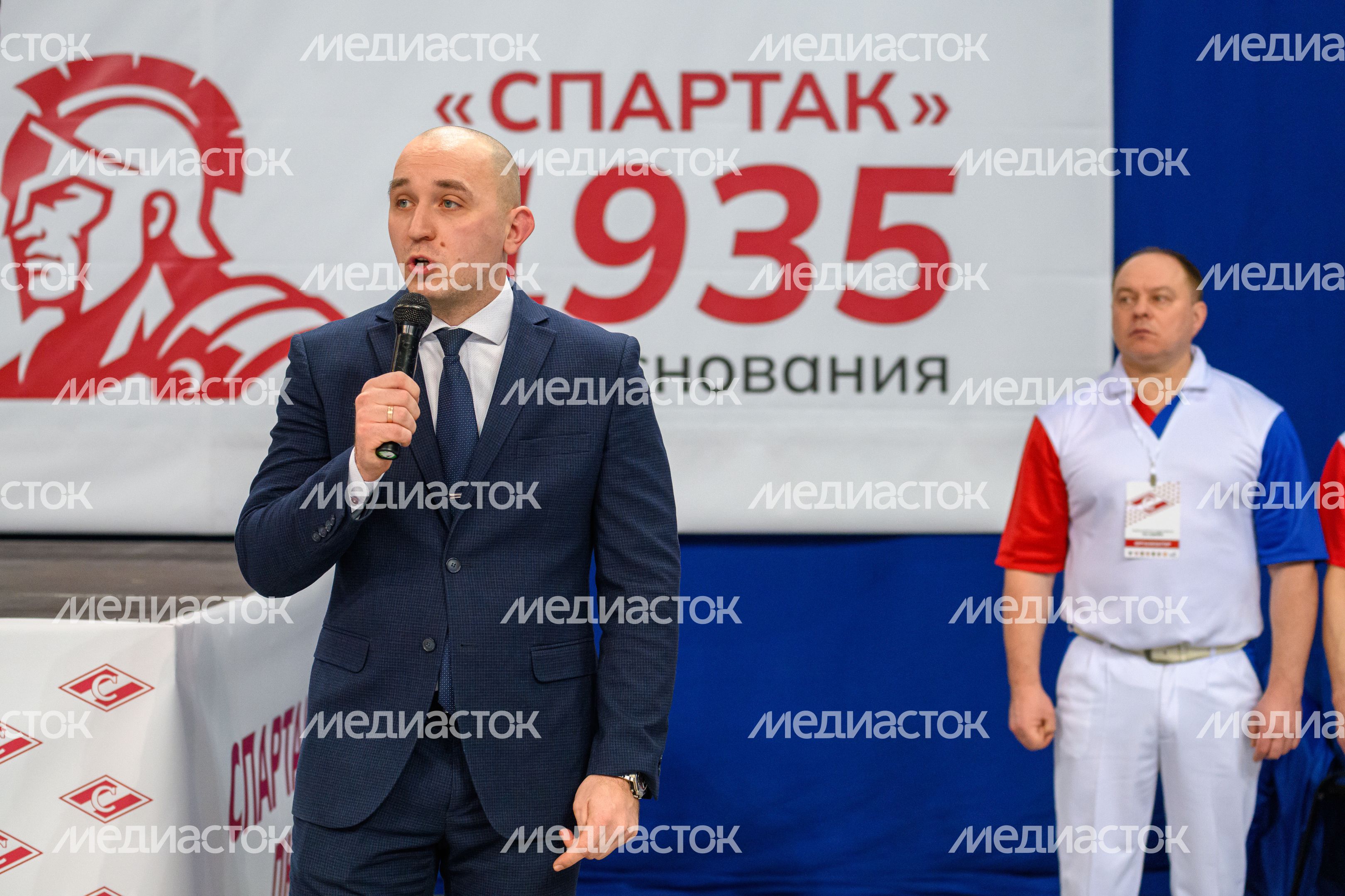 Почетные гости на открытии Всероссийских соревнований по самбо среди юношей и девушек в Люберцах