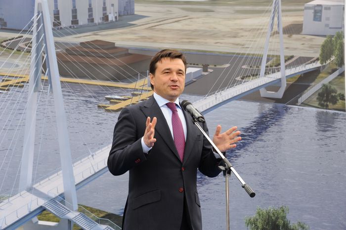 Андрей Воробьев на старте строительства моста