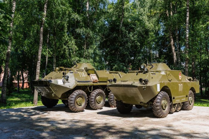 Памятник «Ученым и воинам-автомобилистам» на аллее Славы в Бронницах