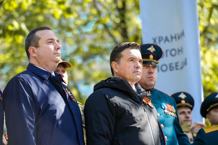 Андрей Воробьев на церемонии зажжения Вечного огня в Королеве