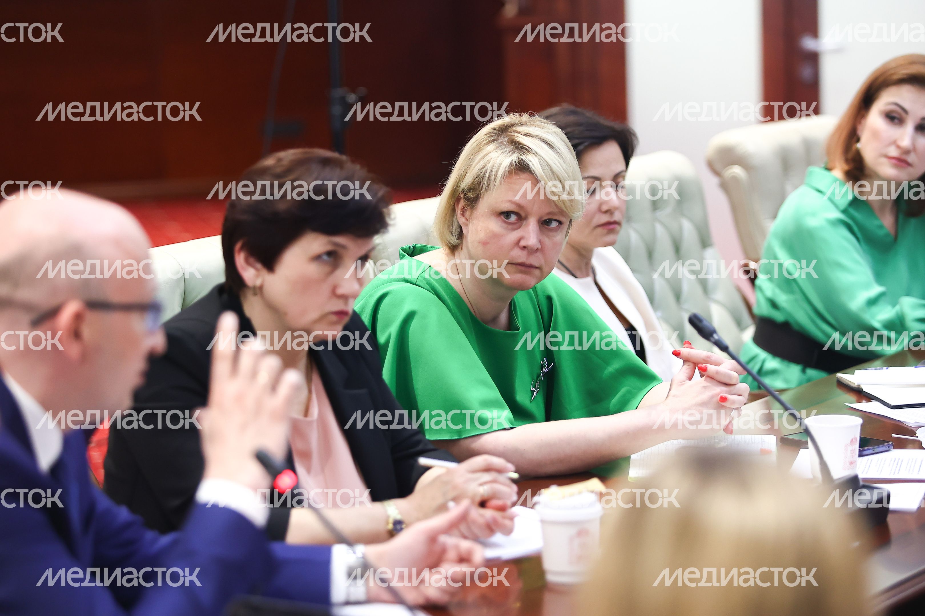 Совещание с представителями некоммерческих организаций Совещание с представителями некоммерческих организаций