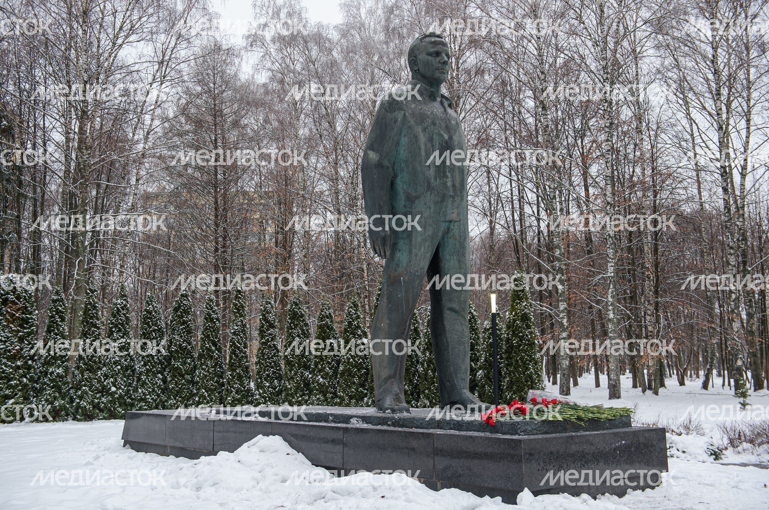 Торжественная встреча космонавтов и астронавтов 67-й длительной экспедиции на МКС