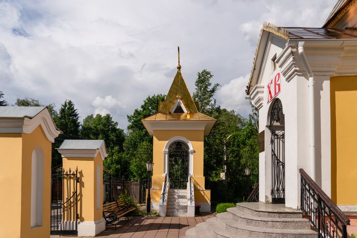 Церковь иконы Божией Матери Всех скорбящих Радость в селе Ильинское Красногорского района