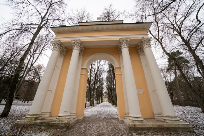 Красногорск. Храм Архангела Михаила в Архангельском