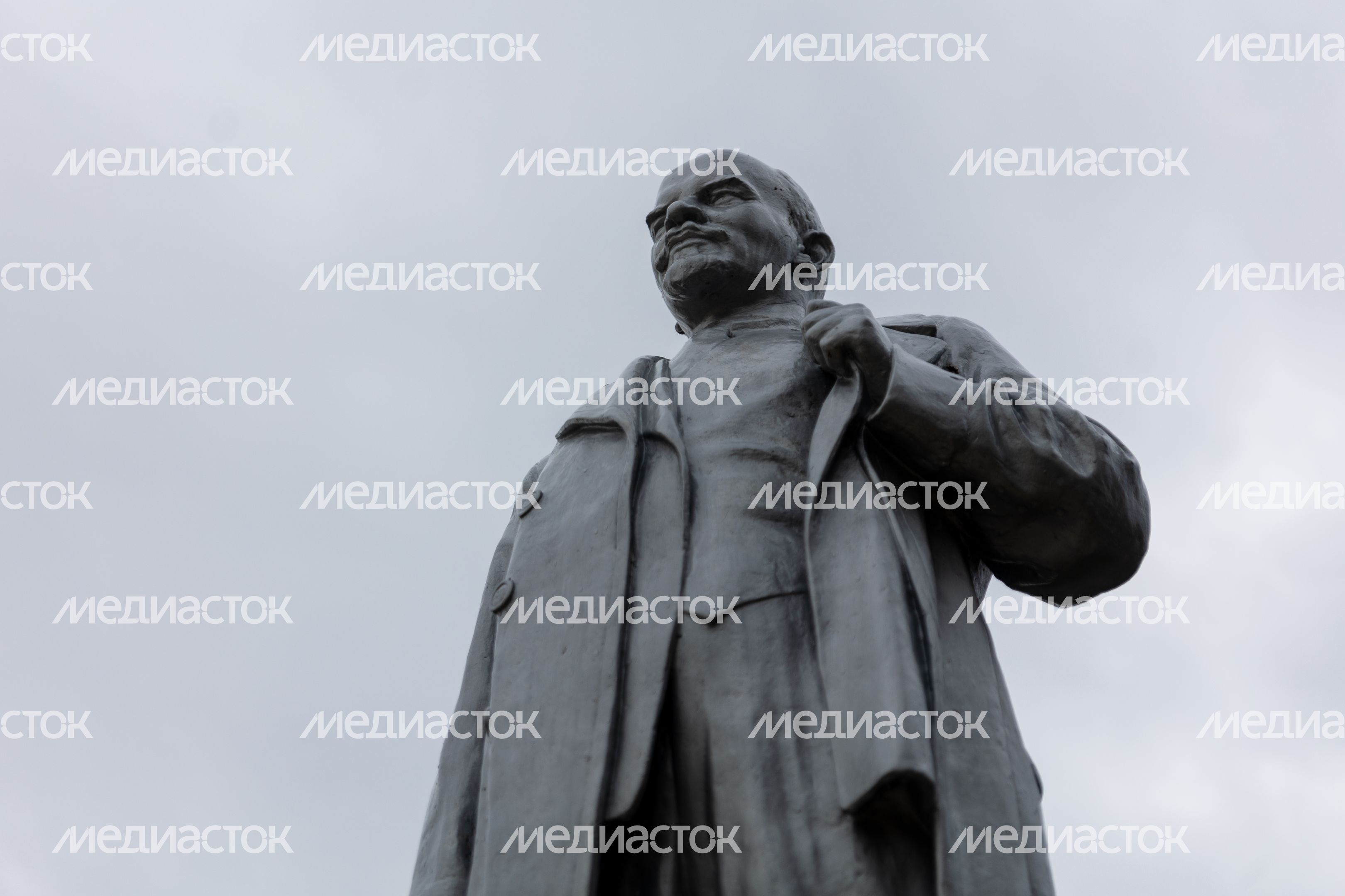 Памятник Ленину