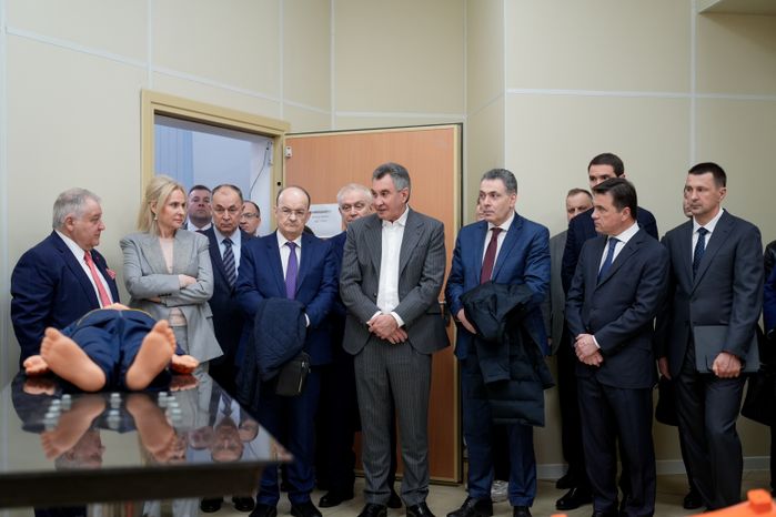 Андрей Воробьев посетил НИЦ "Курчатовский институт" ИФВЭ в Протвине