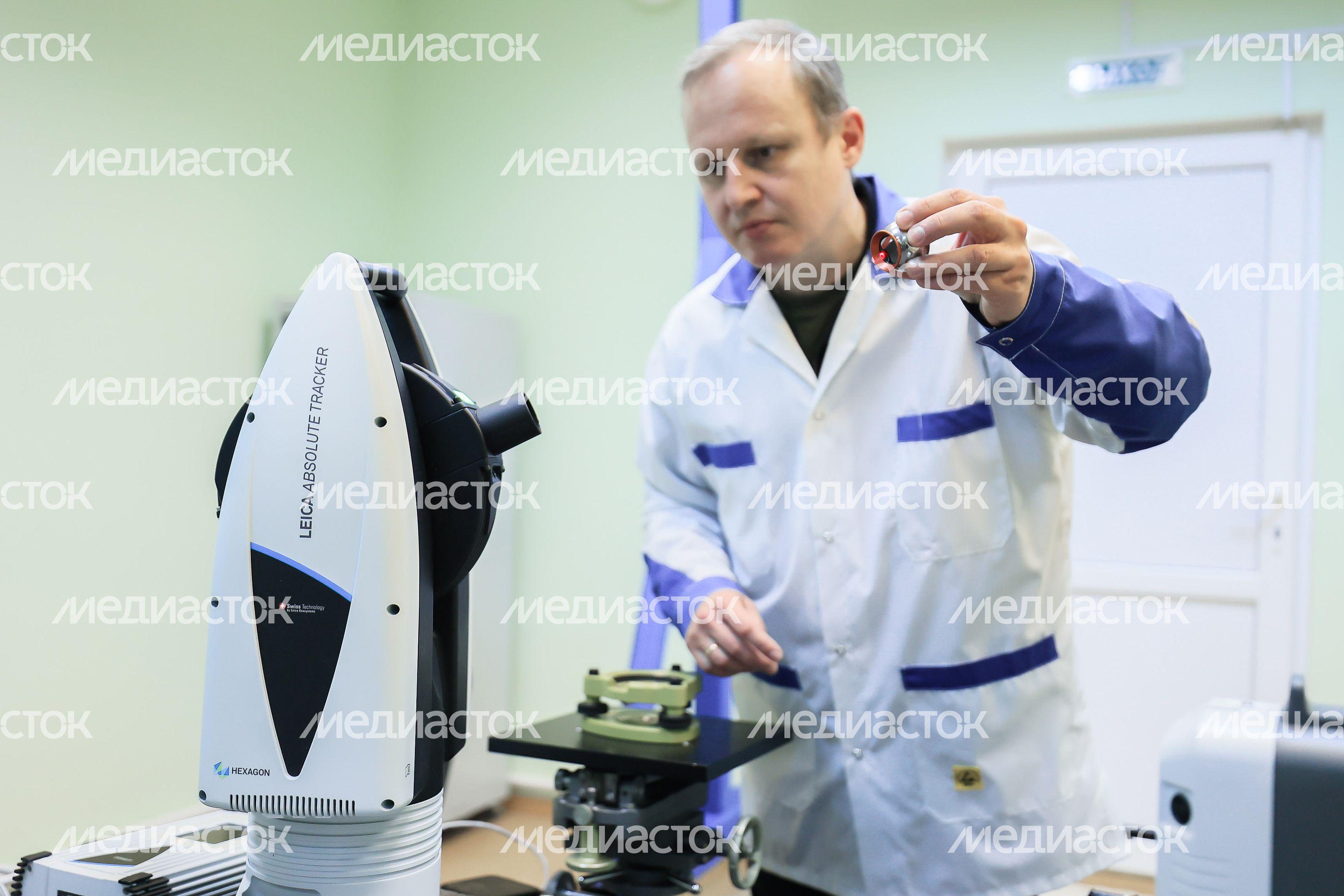 Губернатор на предприятии «ВНИИФТРИ» в Солнечногорске​