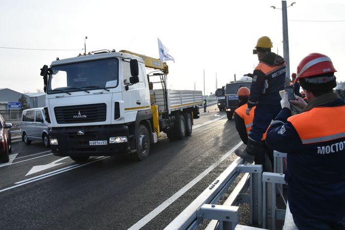 Открытие путепровода на Московском малом кольце