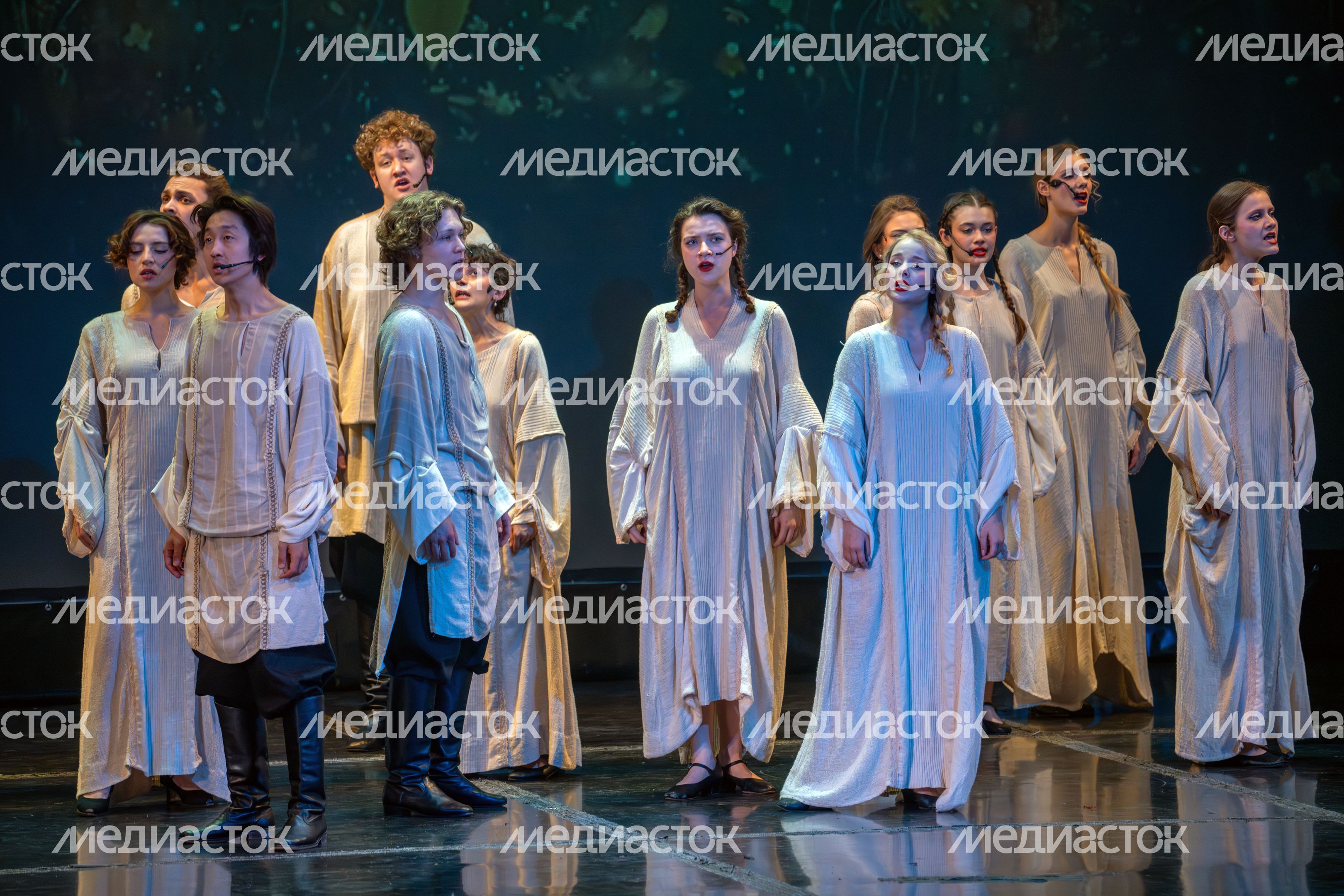 Гала-спектакль «Россия – душа моя» о русской культуре на сцене ДК «Подмосковье» в Красногорске