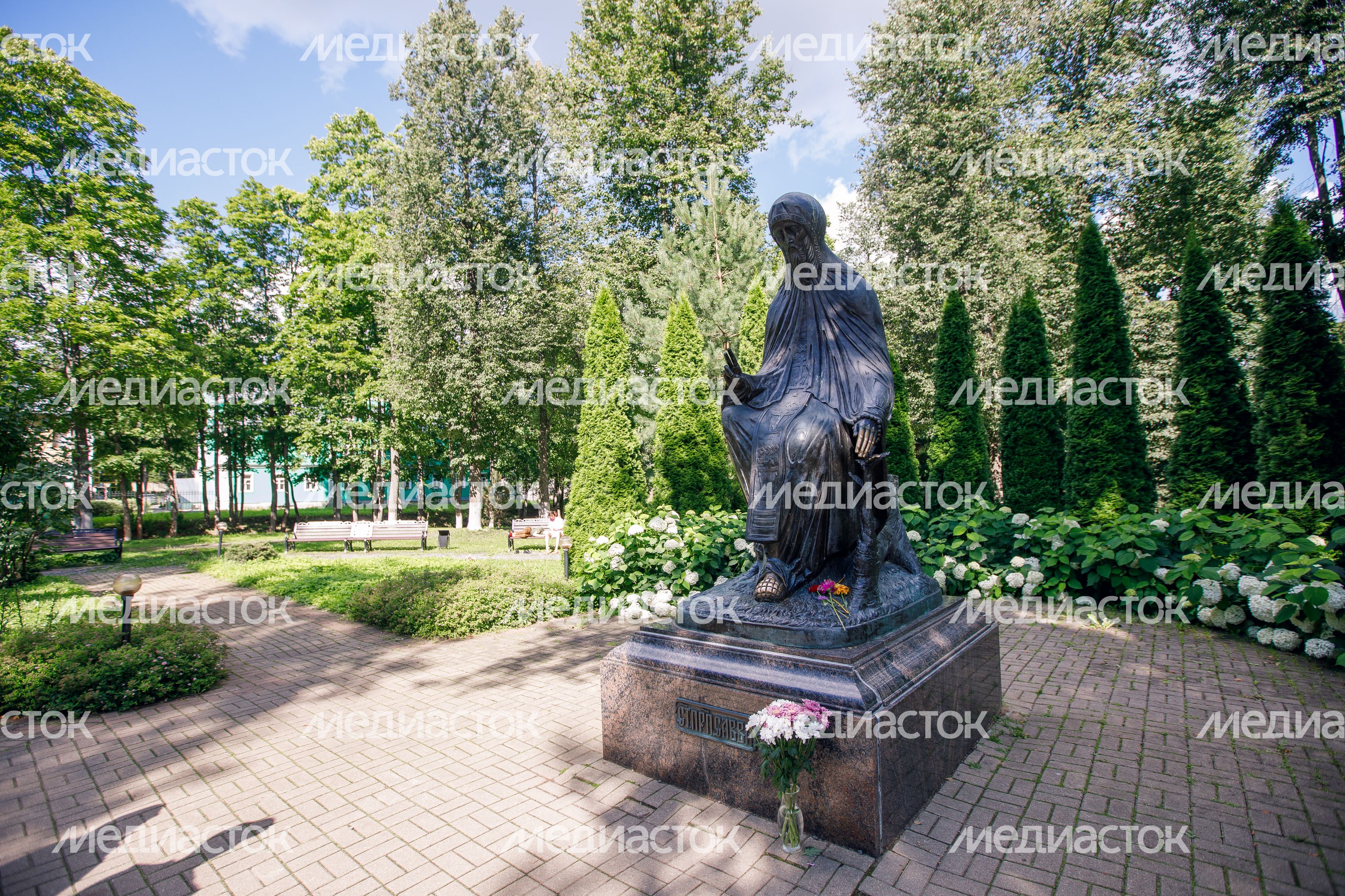 Звенигород. Памятник преподобному Савве Сторожевскому