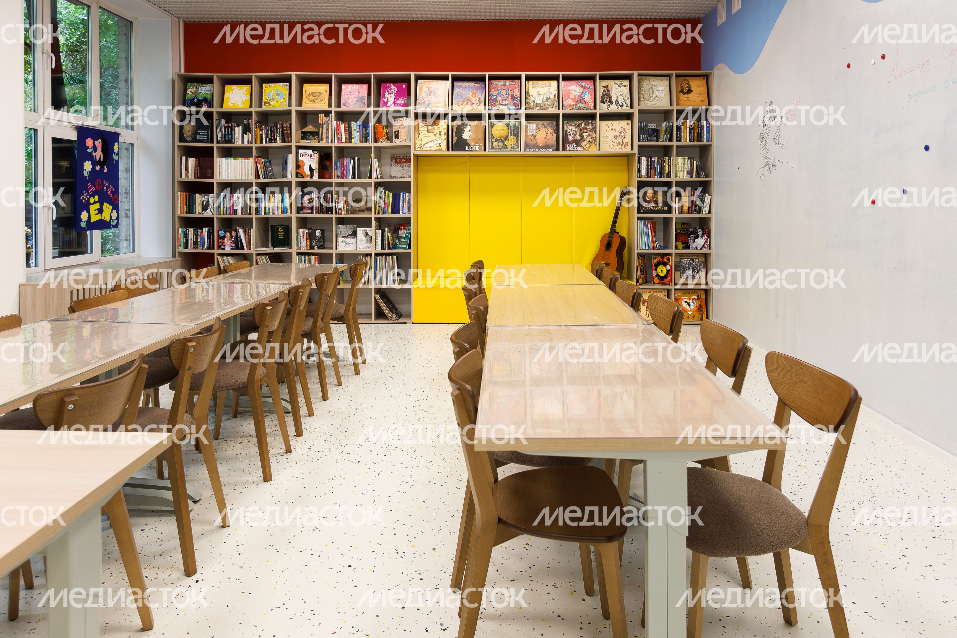 Центральная библиотека им. Сергея Есенина в Люберцах после капитального ремонта Центральная библиотека им. Сергея Есенина в Люберцах после капитального ремонта