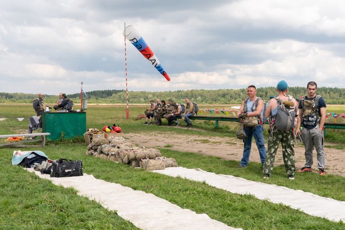 Чехов. День ВДВ на аэродроме ДОСААФ