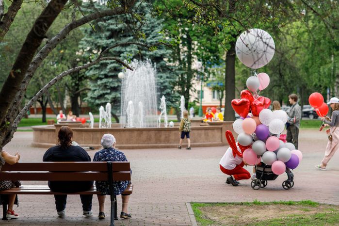 Парад колясок в сквере "Юбилейный" в Химках
