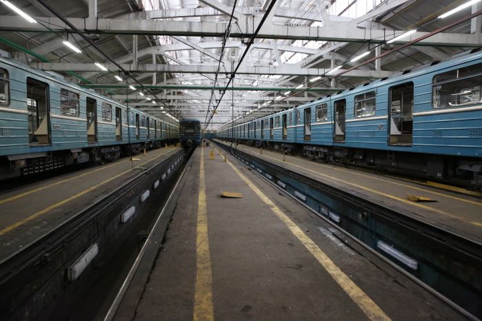 Дезинфекция вагонов метро в электродепо «Калужское»