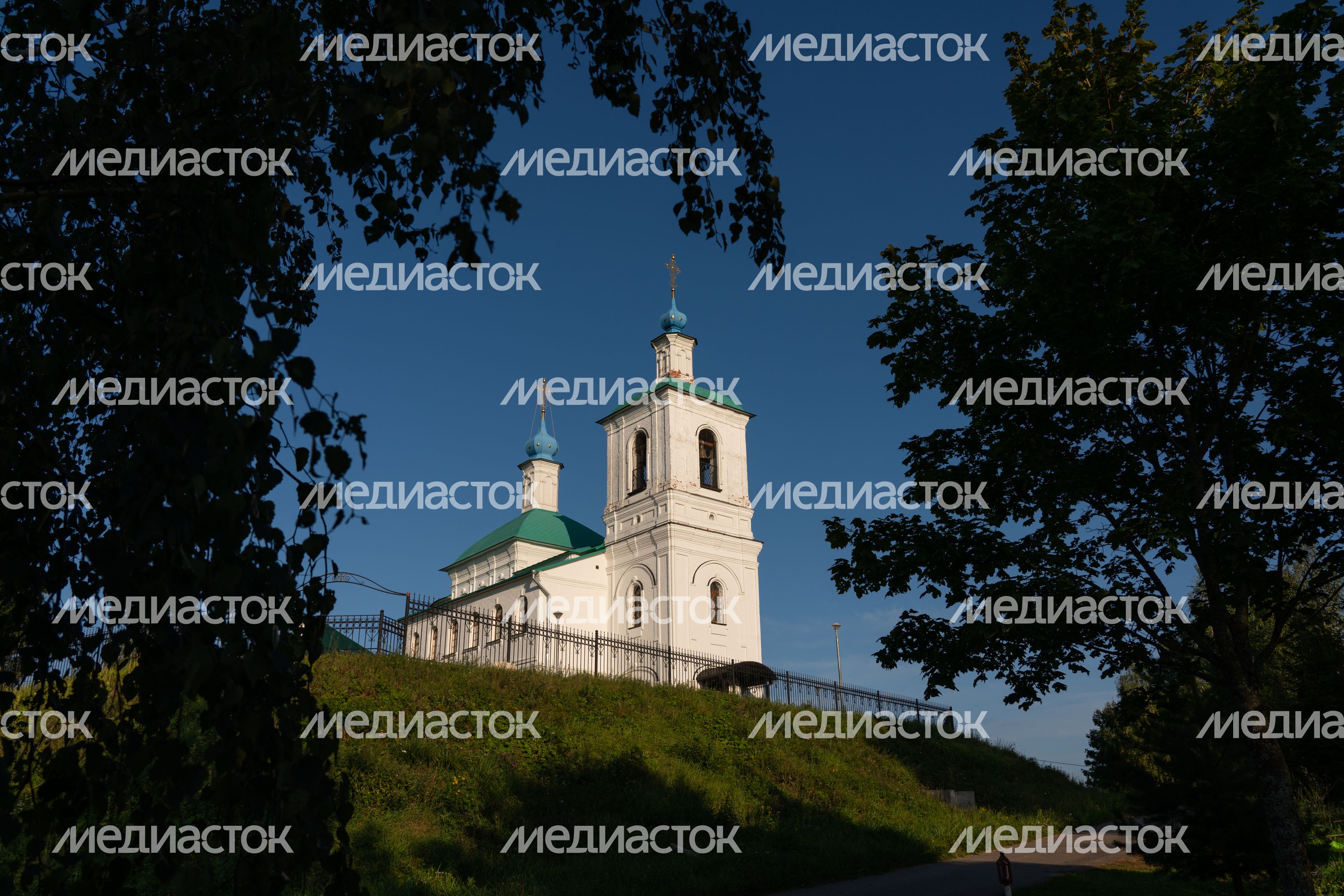Руза. Церковь Смоленской иконы Божией Матери в Новогорбово