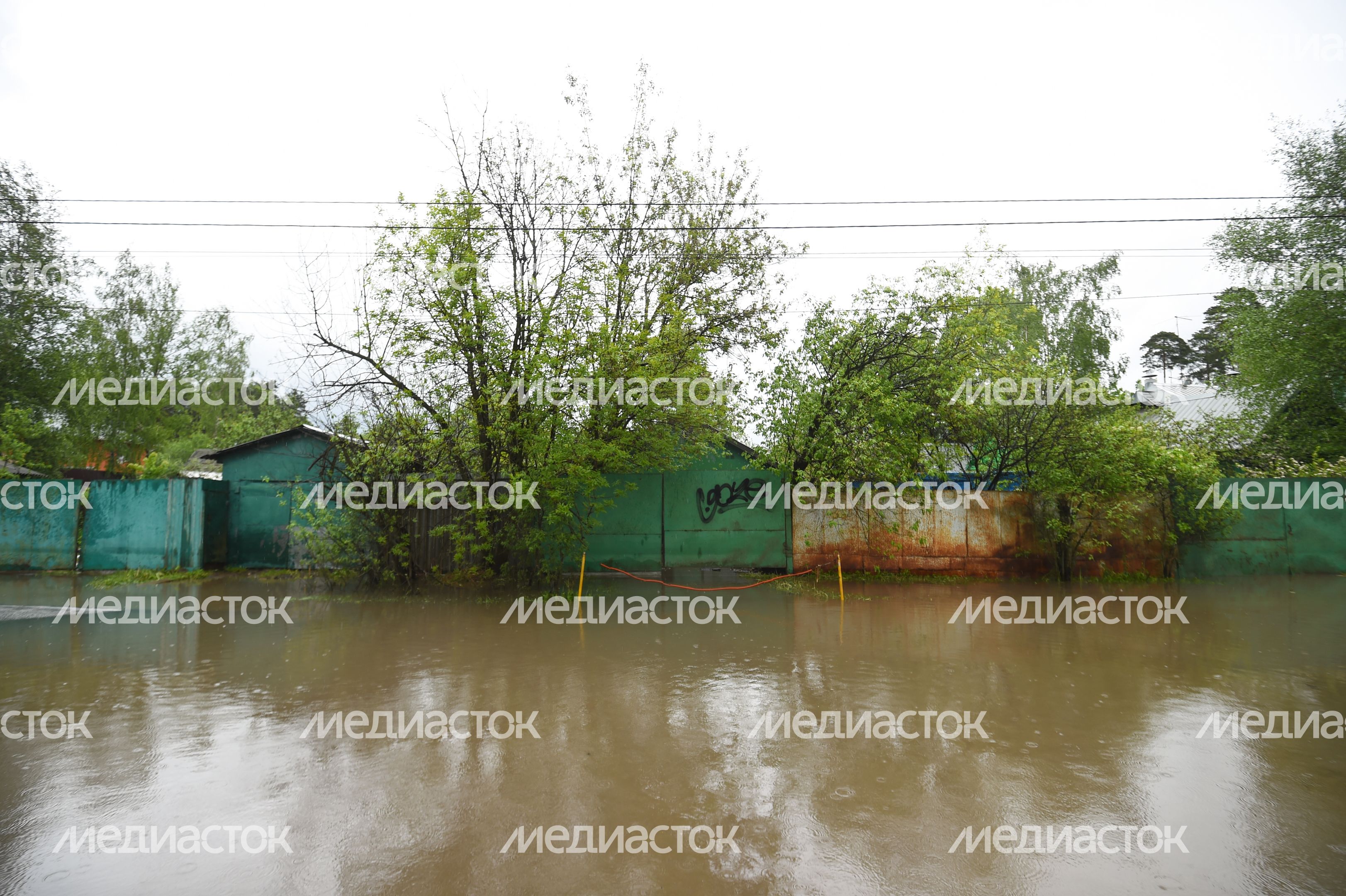 Кадры с мест подтоплений в Красногорске