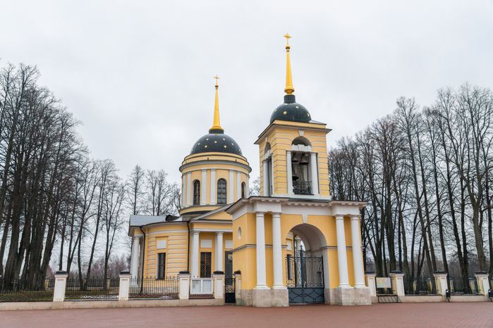 Церковь Рождества Пресвятой Богородицы в Талеже округа Чехов