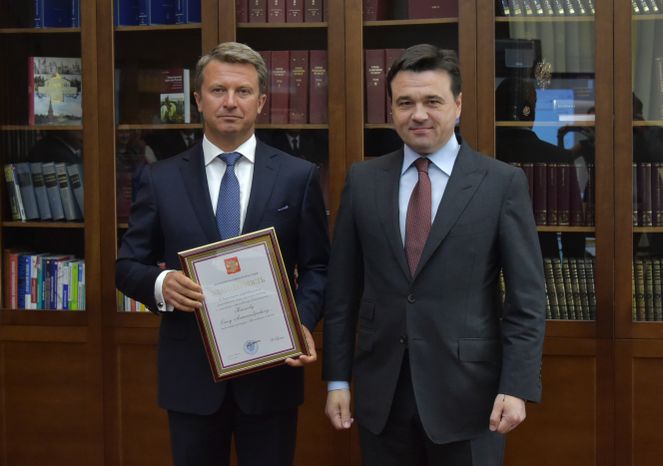 А. Воробьев вручил награды по поручению Президента РФ