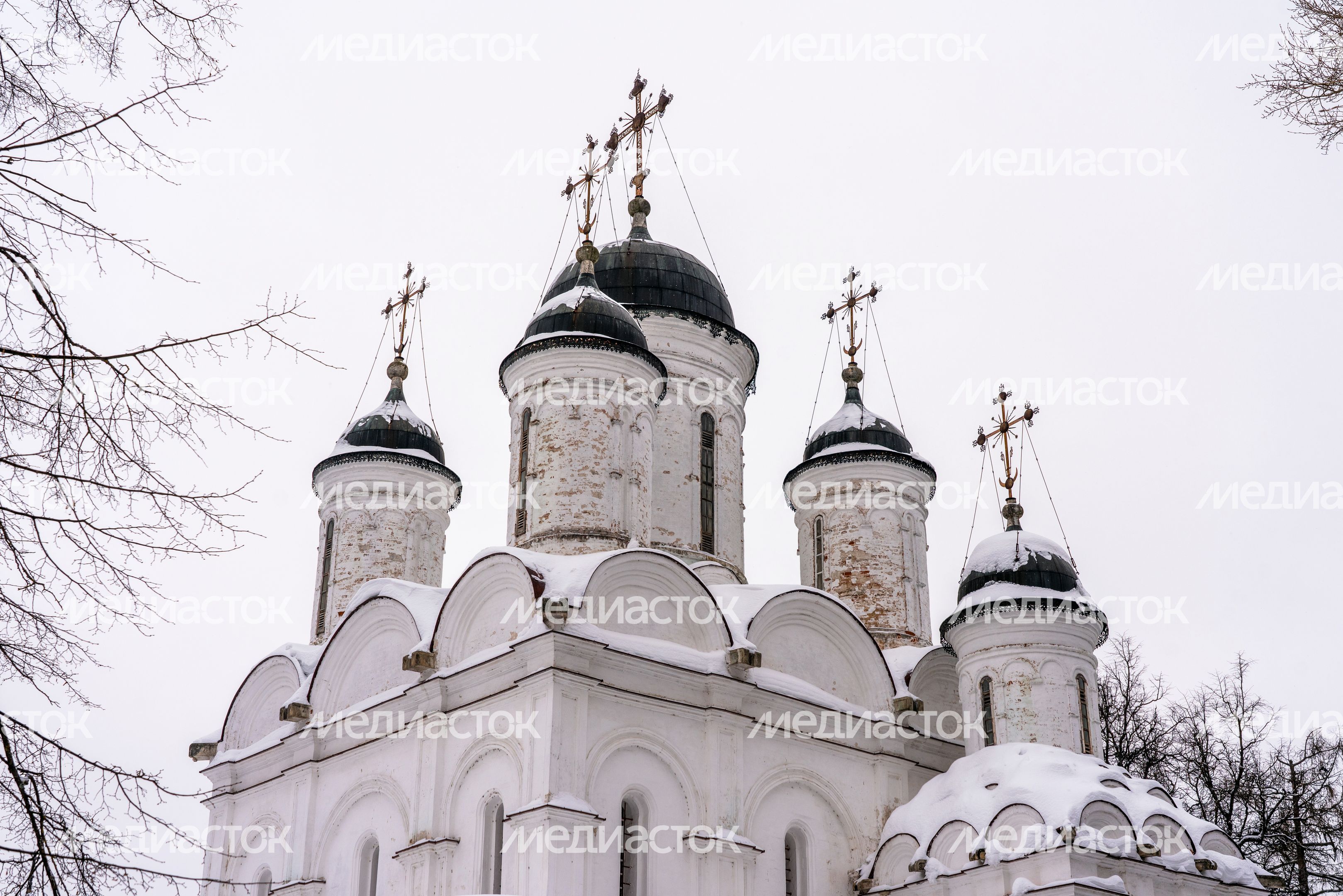 Церковь Преображения Господня в селе Большие Вяземы Одинцовского округа Церковь Преображения Господня в селе Большие Вяземы Одинцовского округа
