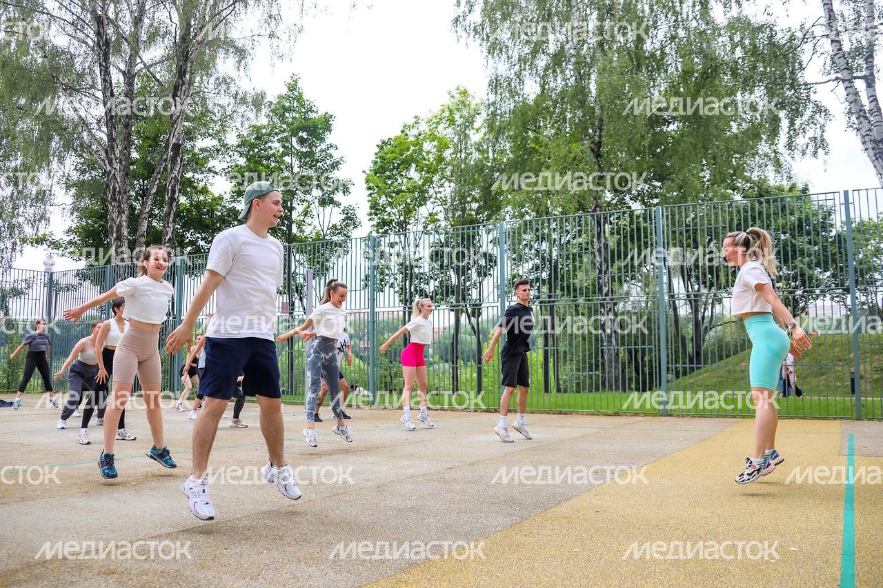 Занятия спортом в Раменском городском парке