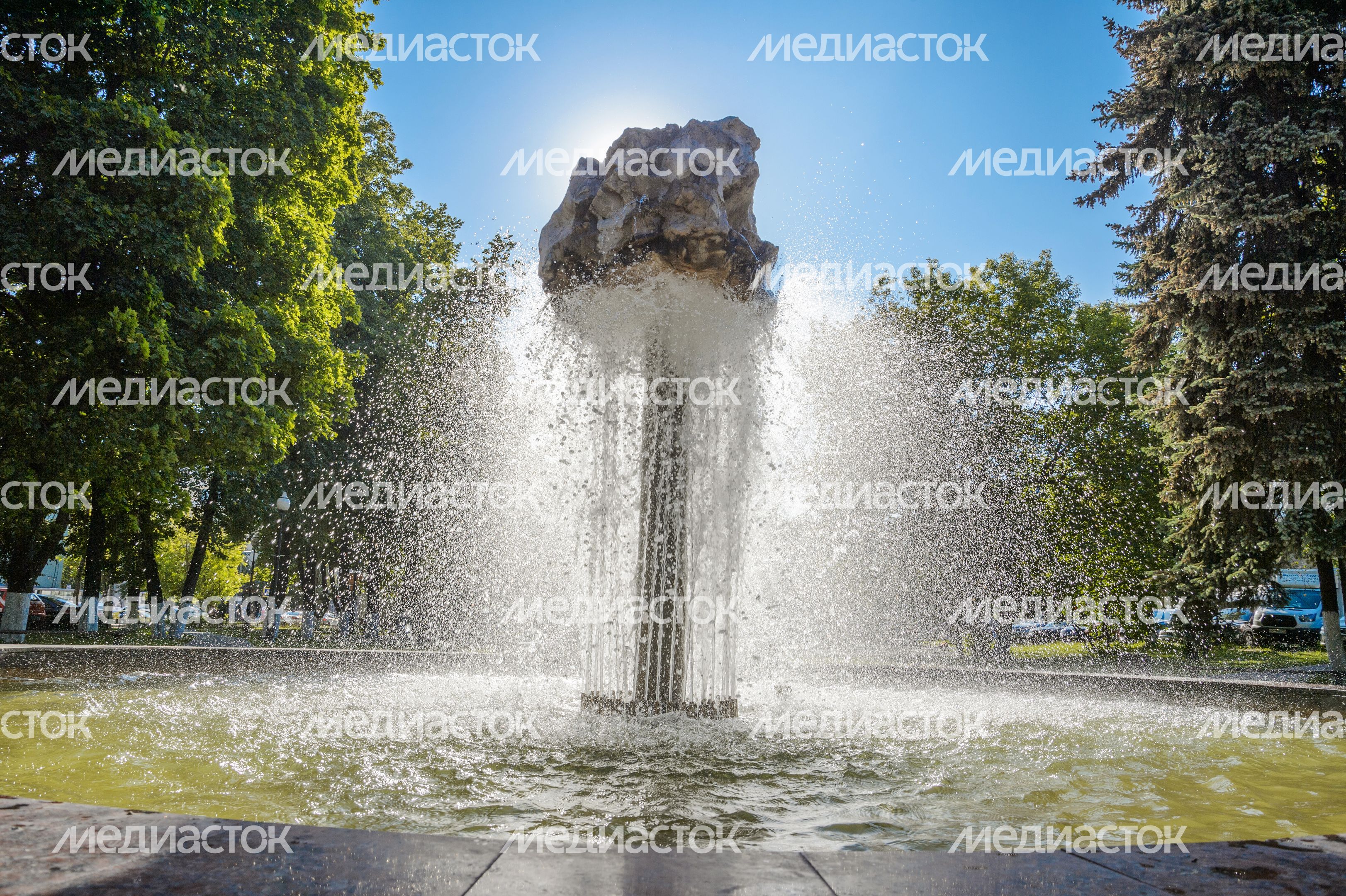 Фонтан Глыба