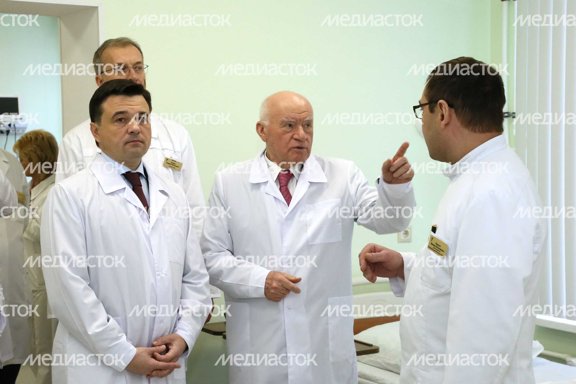 А. Воробьев открыл сосудистый центр в Домодедово