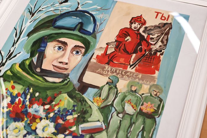 Встреча Андрея Воробьева с жителями Люберец Еленой Громковой и участником СВО Константином