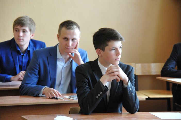Сдача ЕГЭ по русскому языку в Ступино