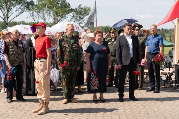 Перезахоронение солдат ВОВ в деревне Ельня