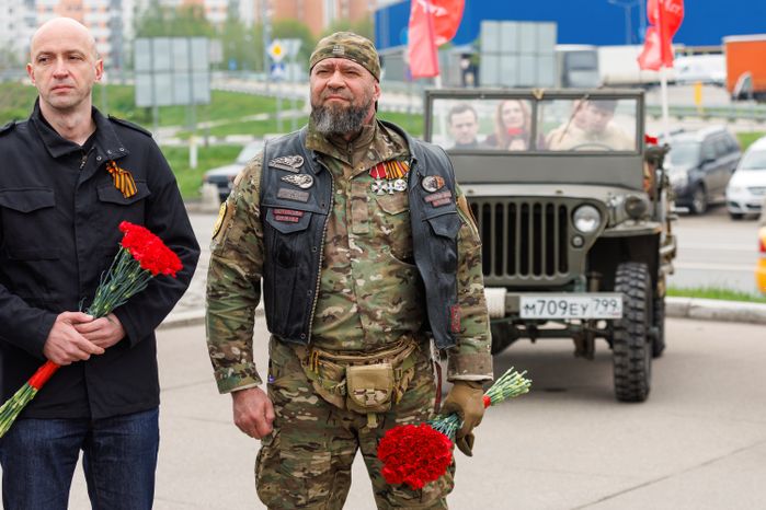 Мотопробег и торжественное возложение цветов к монументу «Противотанковые ежи» в День Победы в Химках