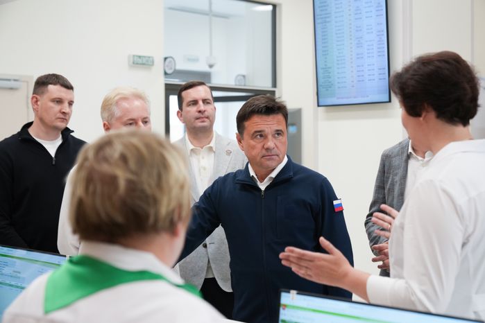 Андрей Воробьев встретился с персоналом большого многофункционального медицинского центра в Ногинске