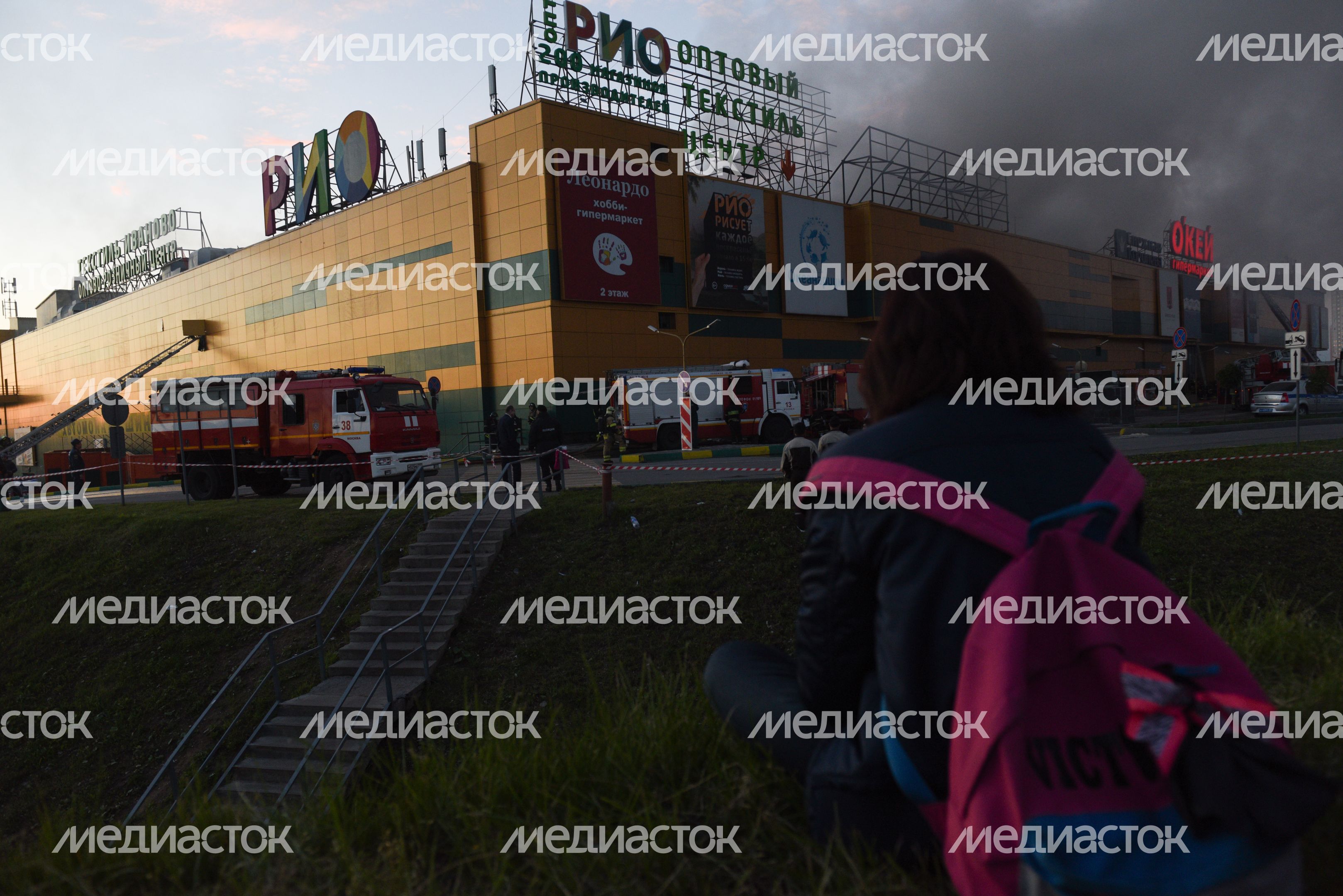 Пожар в ТЦ РИО на Дмитровском шоссе