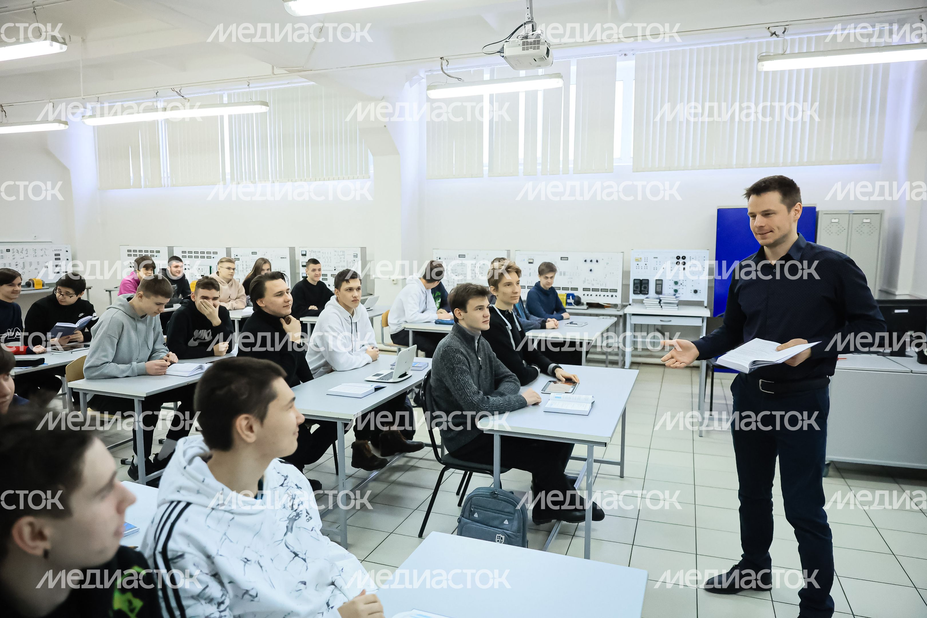 Посещение Губернатором Павлово-Посадского Техникума