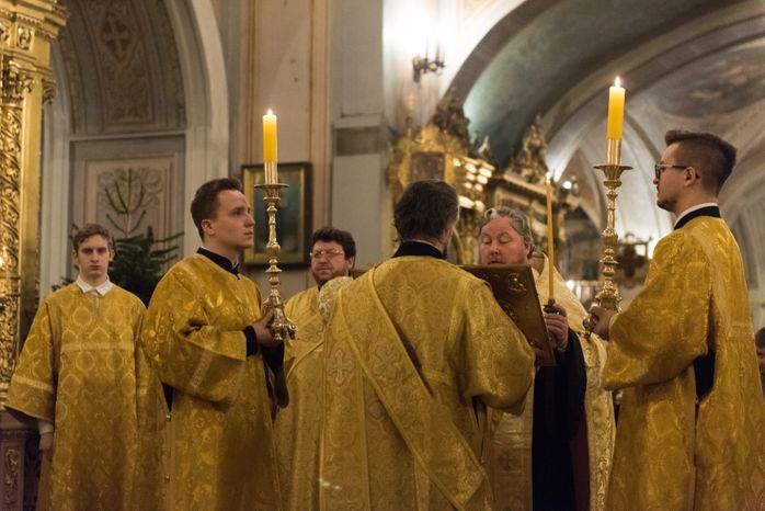 Рождественское богослужение в Богоявленском Кафедральном Соборе в Москве