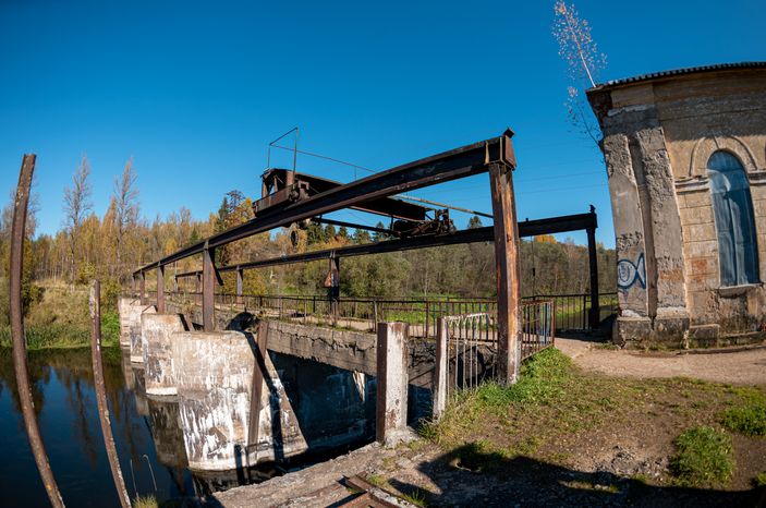 Осенние виды Горбовской ГЭС