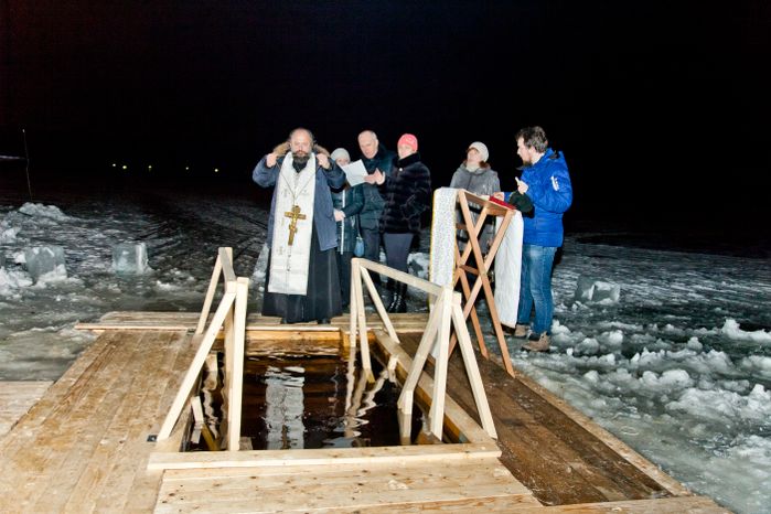 Освещение проруби в Электростали
