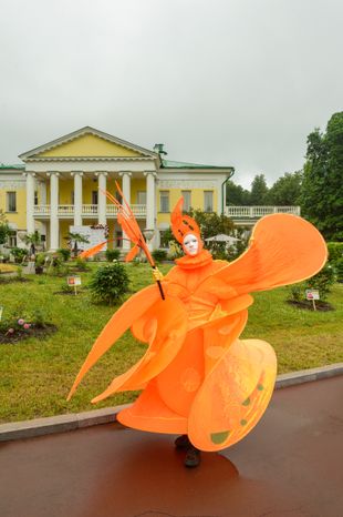 Пальмы и Розы Зинаиды Морозовой