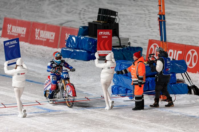 Чемпионат России по мотогонкам на льду в Красногорске