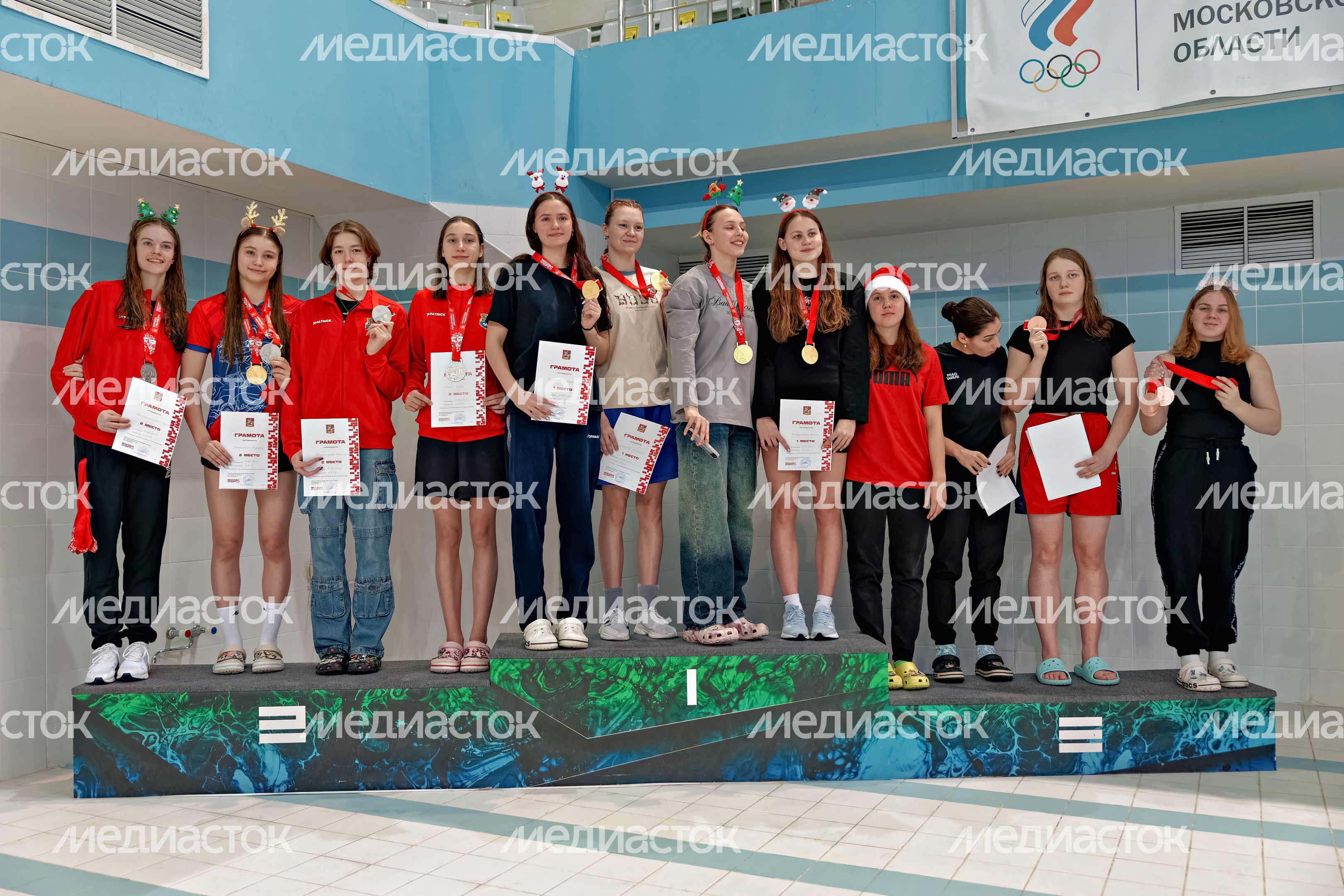 Награждение победителей Чемпионата Московской области по плаванию в Рузе Награждение победителей Чемпионата Московской области по плаванию в Рузе