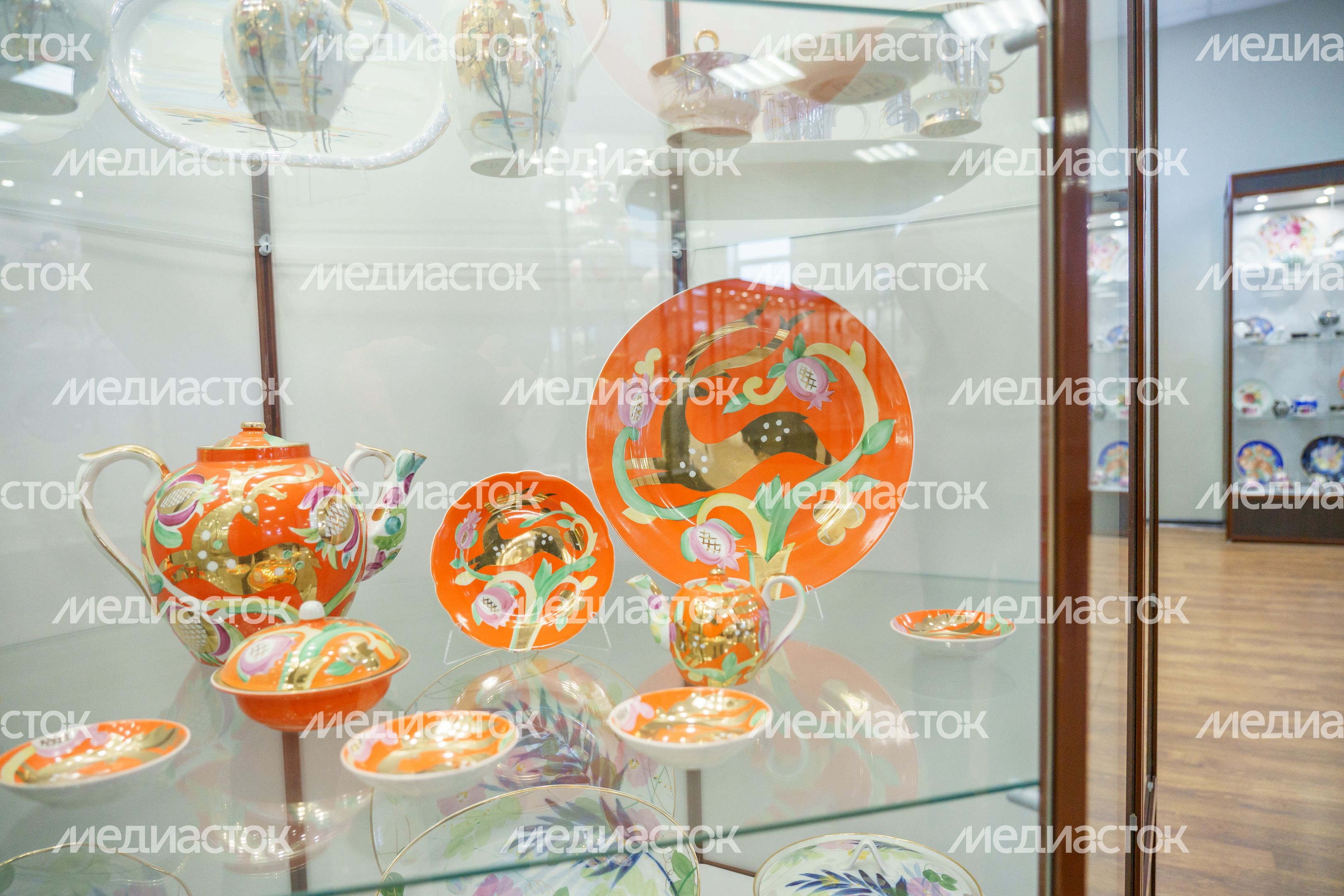 Ликино-Дулево. Дулевский музей фарфора Ликино-Дулево. Дулевский музей фарфора