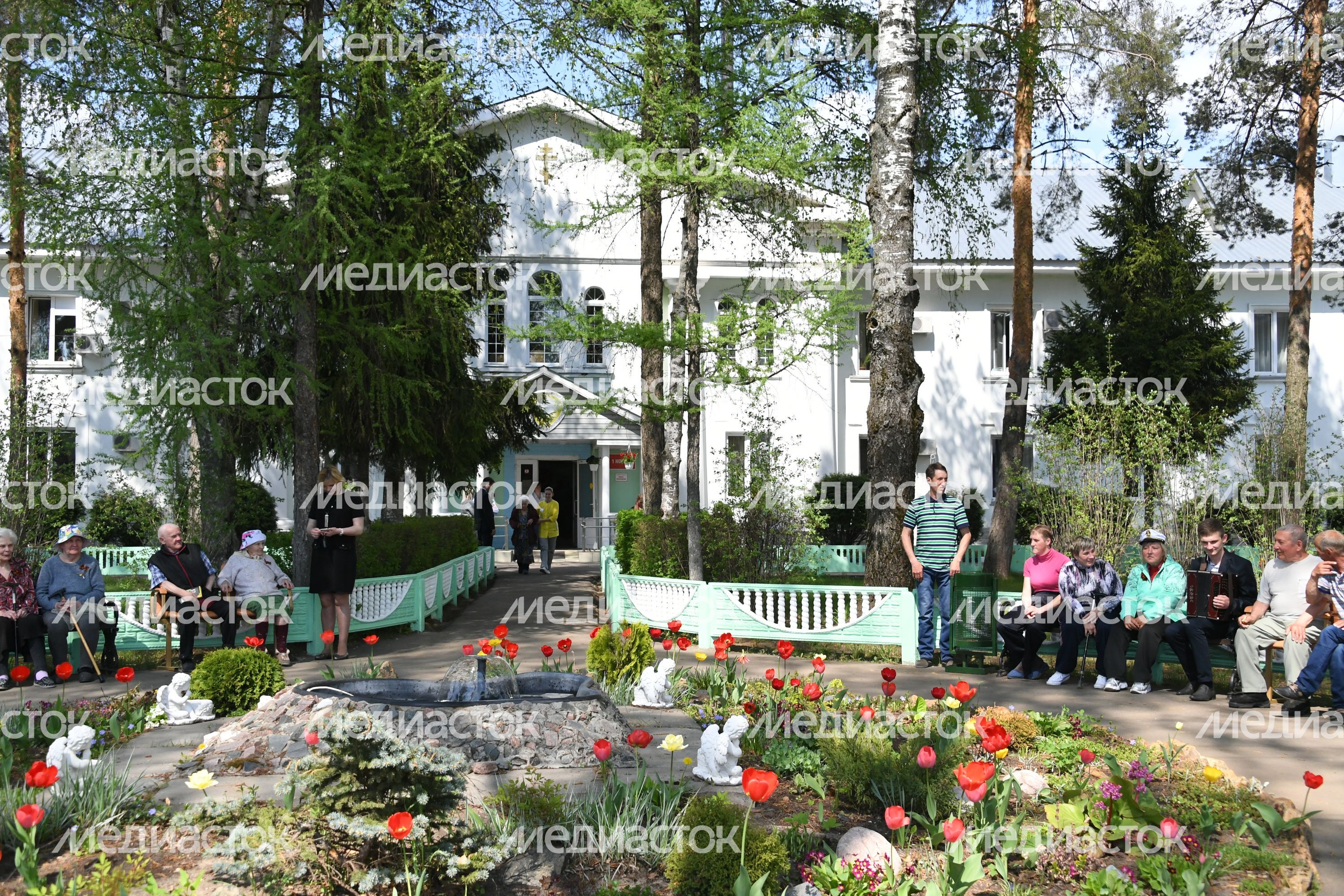Поздравление с Днем Победы ветеранов в пансионате «Ногинский»