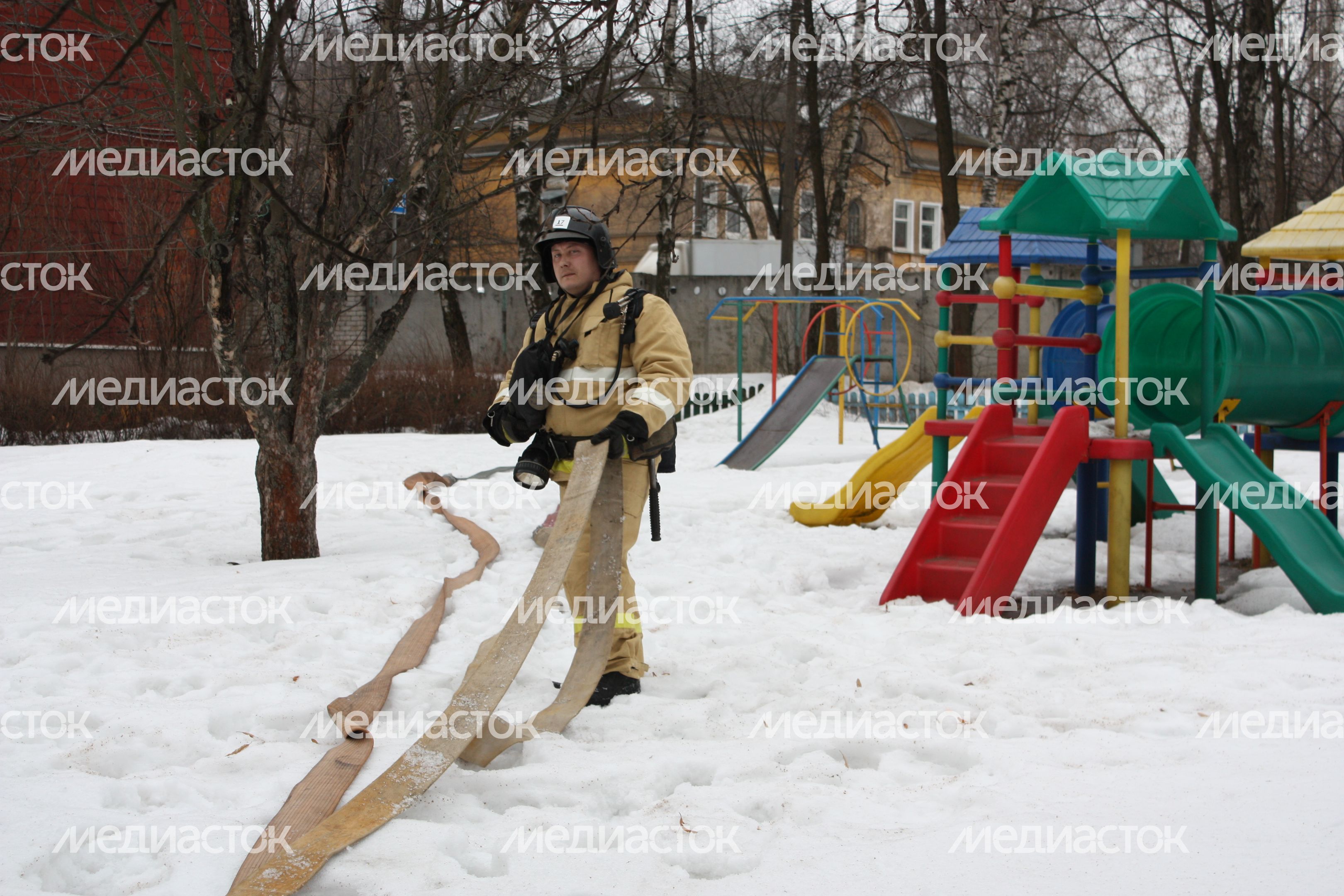 Пожарно-тактические учения в Мытищинском детском доме Пожарно-тактические учения в Мытищинском детском доме