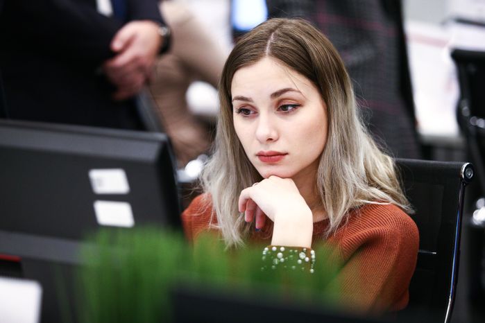 Участие губернатора Подмосковья в совещании по вопросу завершения строительства проблемных многоквартирных домов, расположенных на территории региона