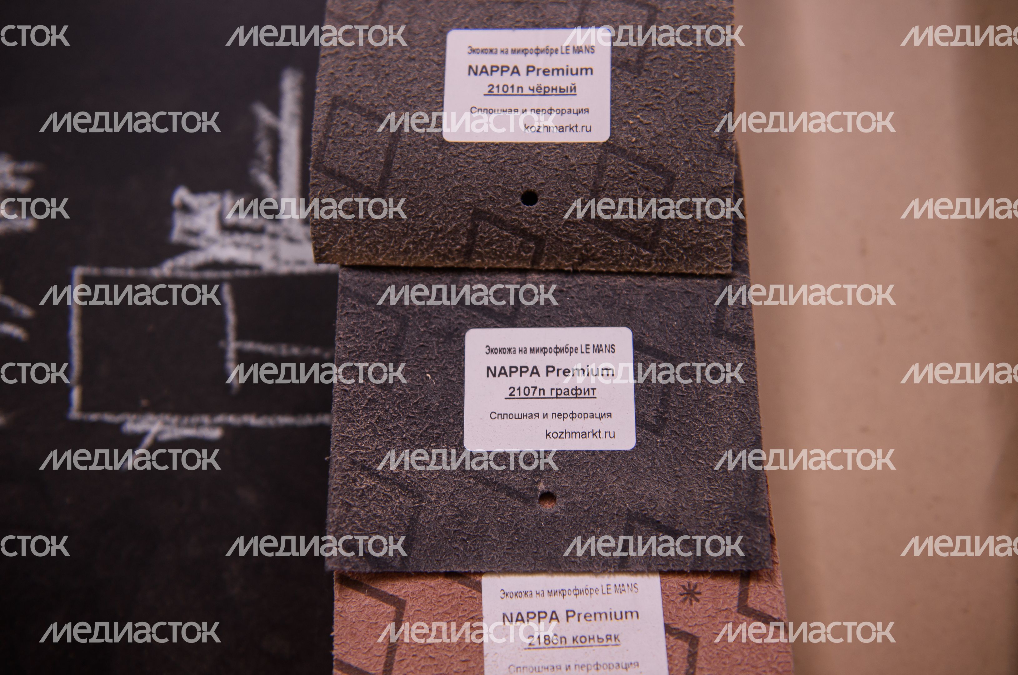 Подмосковное производство гардеробных систем Monoform