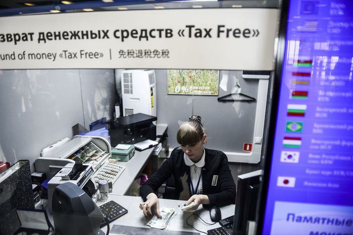 Система tax free для возврата НДС иностранцам начинает работу в России в тестовом режиме