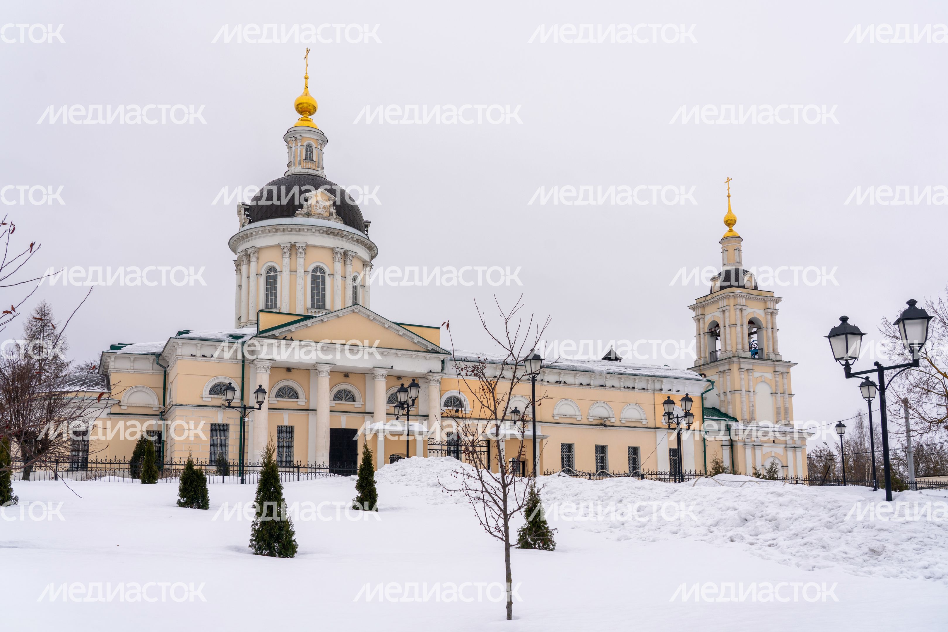 Михайло-Архангельский храм в Коломне Михайло-Архангельский храм в Коломне